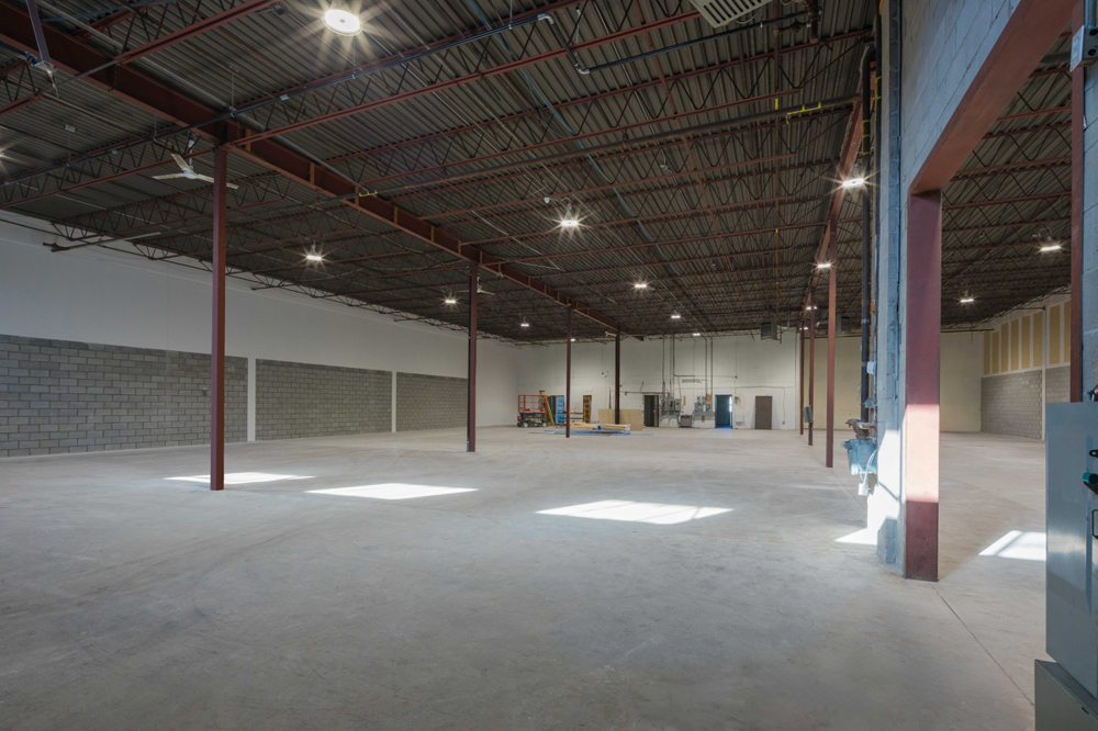 Entrepôt Isabey, Ville St-Laurent